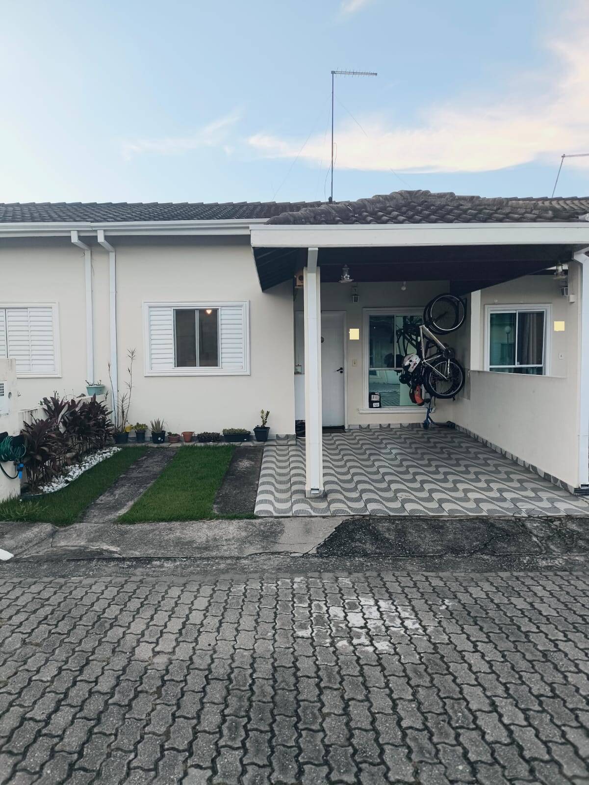 #CS  1039 - Casa para Venda em Jacareí - SP